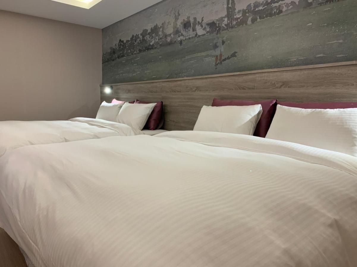 Yuhao Hotel - Hsinchu Branch Zewnętrze zdjęcie