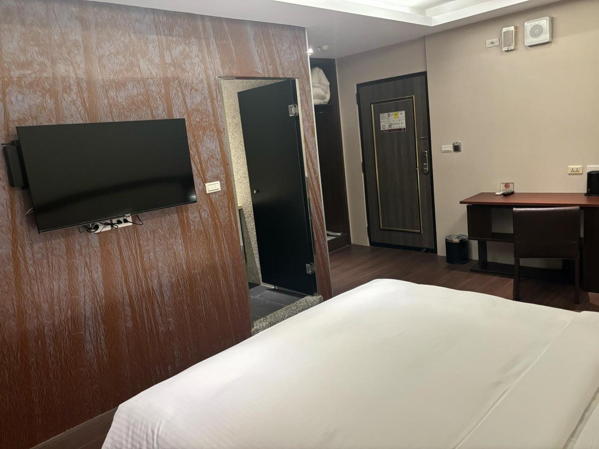 Yuhao Hotel - Hsinchu Branch Zewnętrze zdjęcie